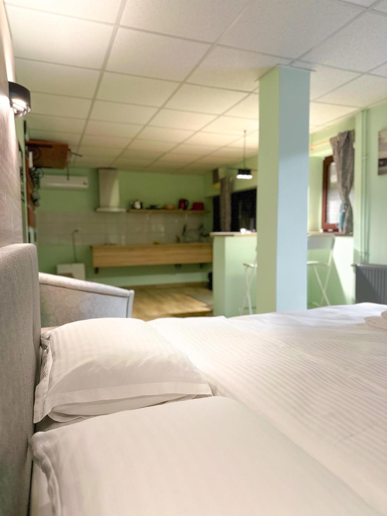 בוקרשט Francesca Residence מראה חיצוני תמונה