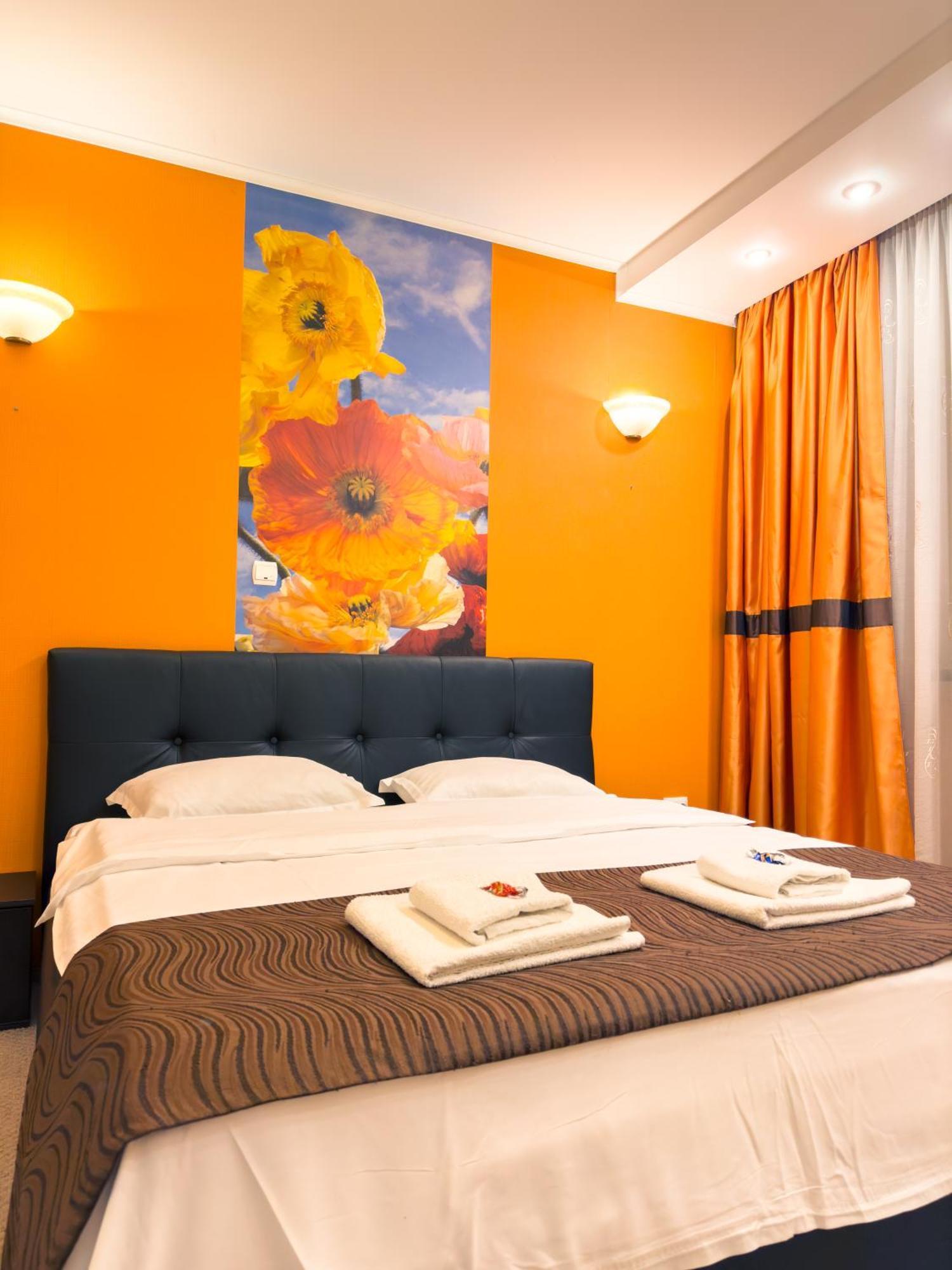 בוקרשט Francesca Residence מראה חיצוני תמונה